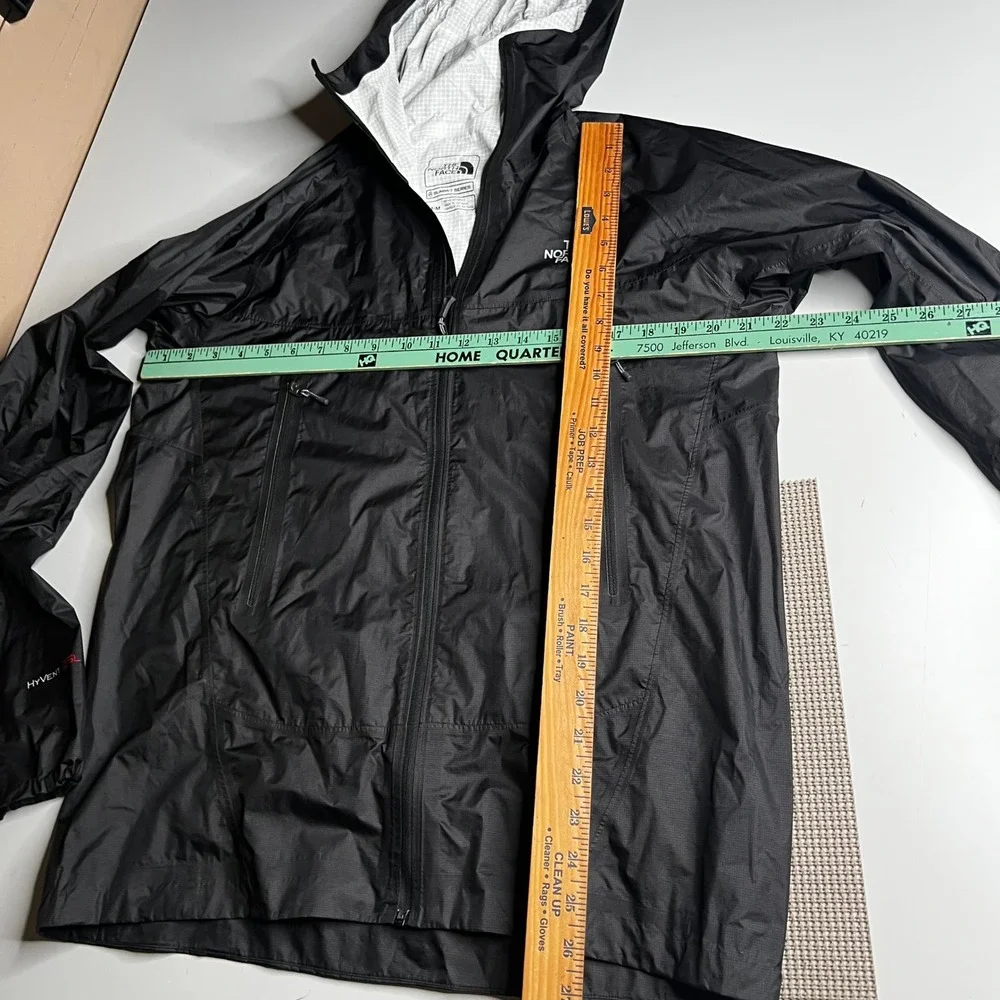 The North Face Summit Series HyVent 2.5L Rain Jacket Mens Medium Black Shell